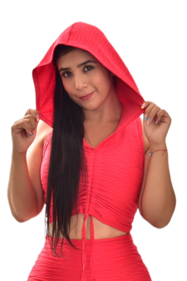 CROP TOP CAPUCHA TEXTURIZADA ROJO OVERSILVER®